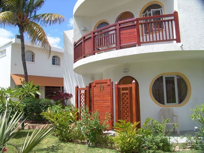 Gold Beach Resort Flic en Flac Exterior foto